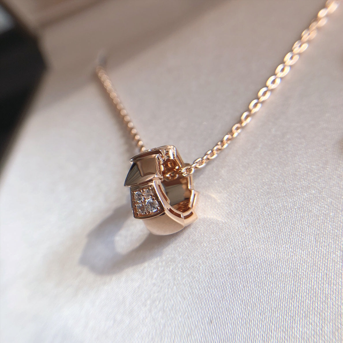 [Auream]SERPENTI PEDANT DIAMOND PINK GOLD NECKLACE