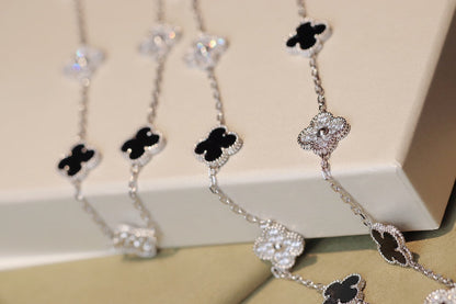 [Auream]CLOVER 20 MOTIFS ONYX DIAMOND SILVER