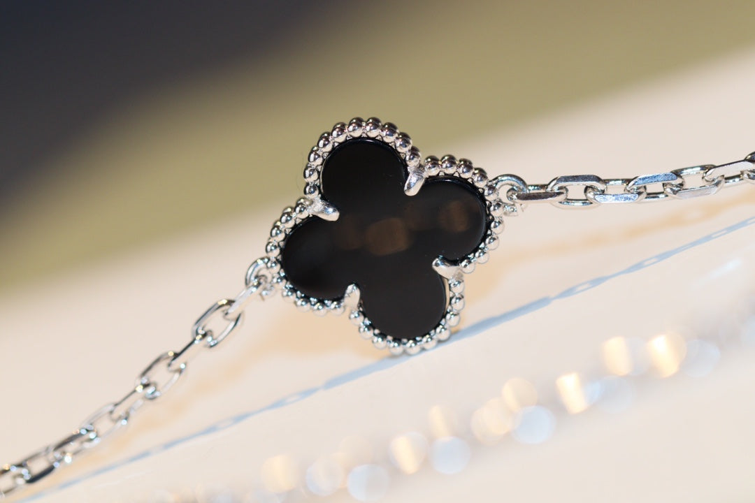 [Auream]CLOVER 20 MOTIFS ONYX DIAMOND SILVER