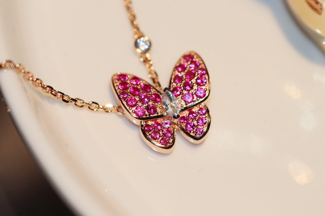 [Auream]BUTTERFLY RED DIAMOND ROSE GOLD NECKLACE