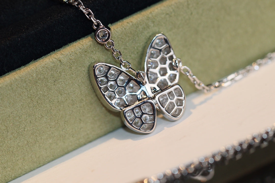 [Auream]BUTTERFLY DIAMOND NECKLACE