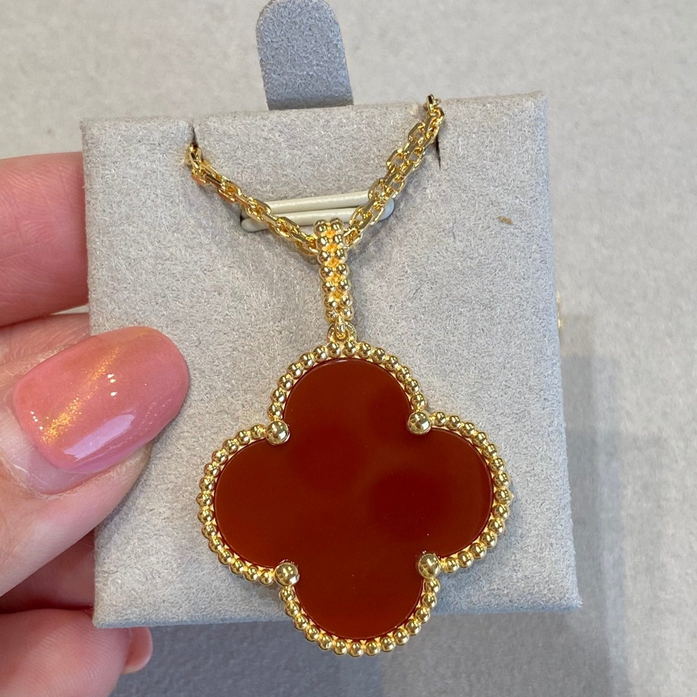 [Auream]CLOVER 25MM NECKLACE GOLD CARNELIAN
