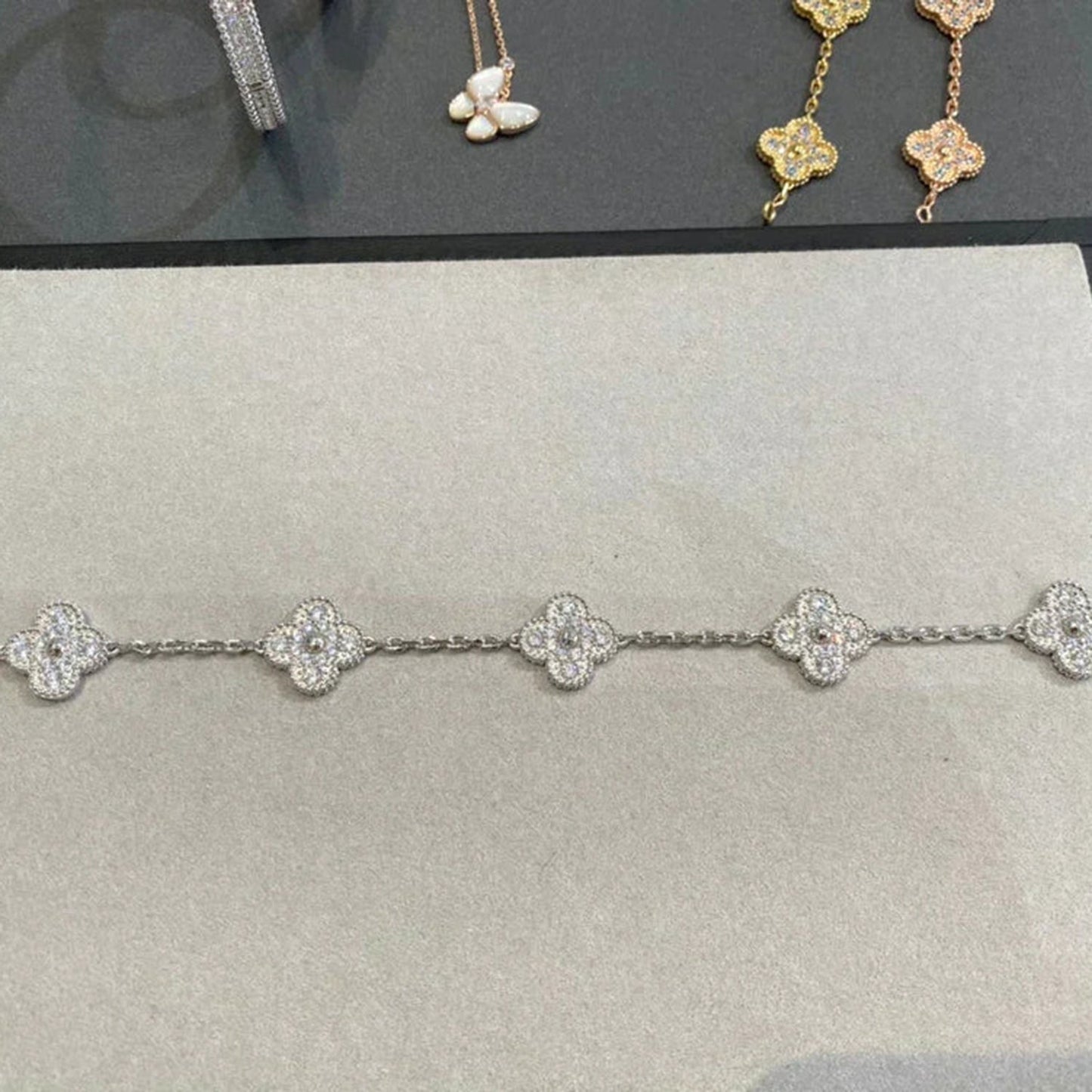[Auream] CLOVER 5 MOTIF FULL DIAMOND BRACELET COLLECTION