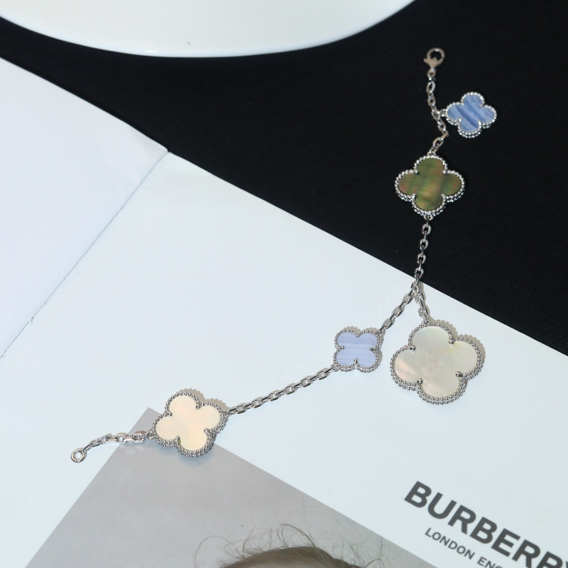 [Auream]CLOVER BRACELET 5 MOTIFS MOP CHALCEDONY SILVER
