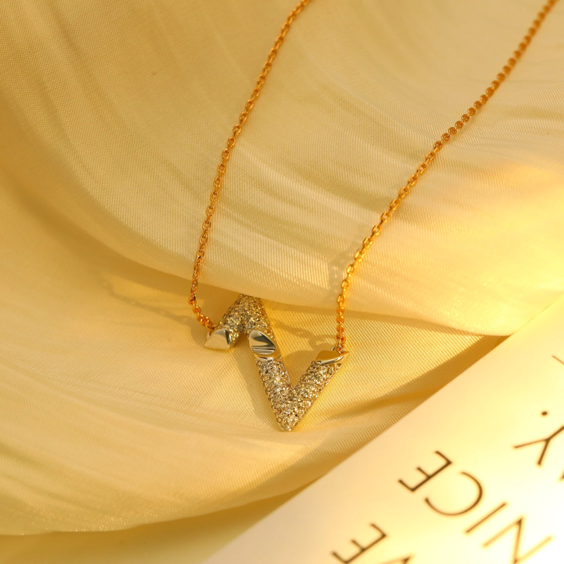 [Auream]VOLT SILVER DIAMOND PEDANT NECKLACE