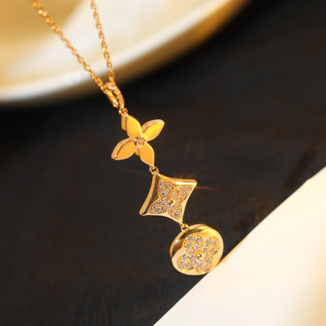 [Auream]STAR AND SUN DIAMOND PINK GOLD NECKLACE