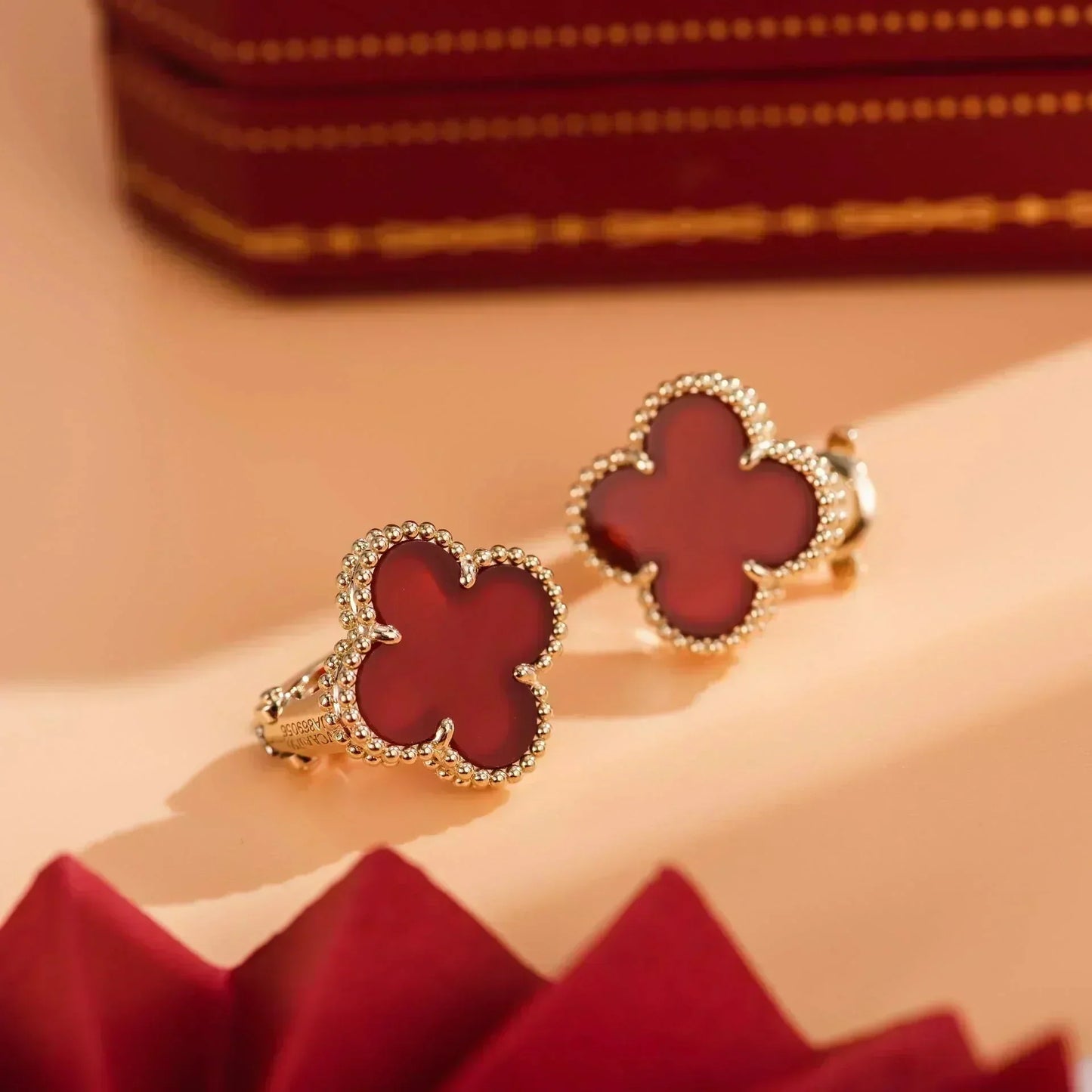 [Auream]CLOVER MEDIUM 1 MOTIFS CARNELIAN  EARRINGS