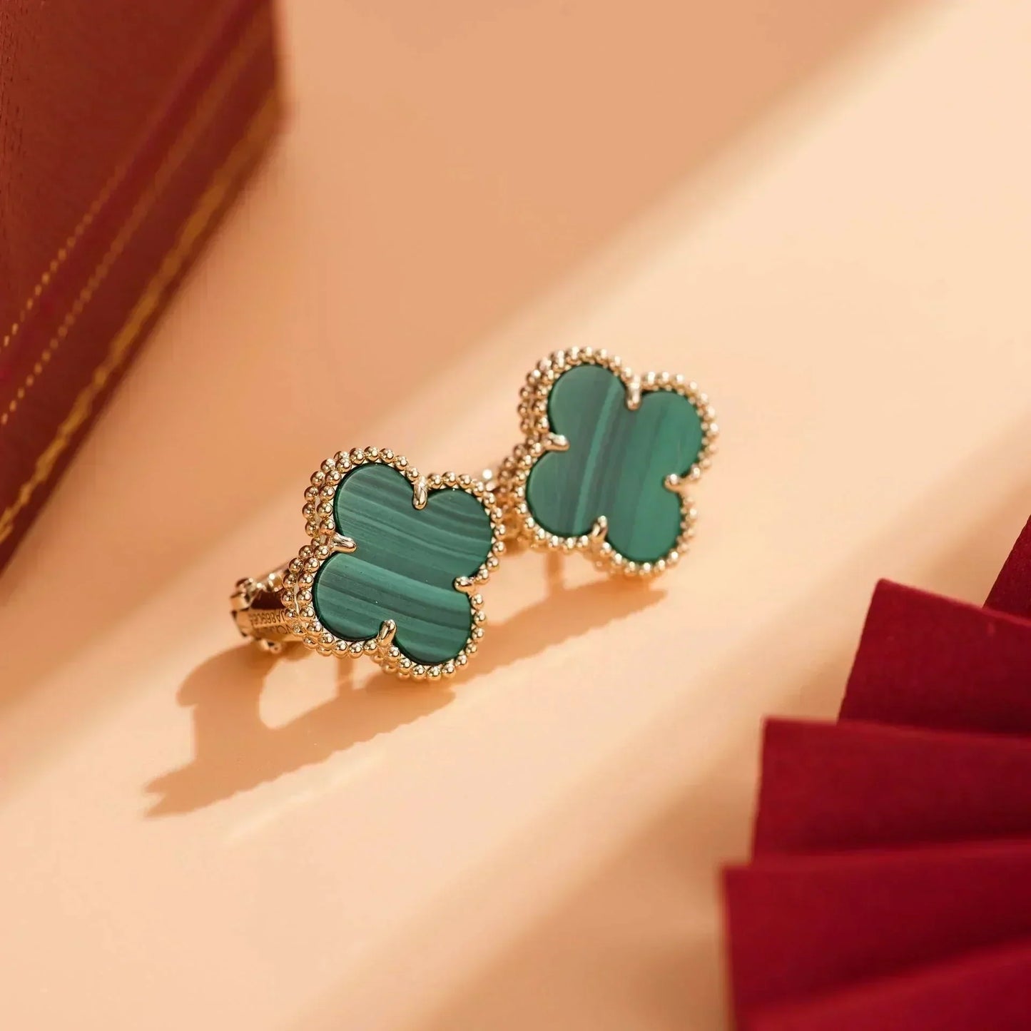 [Auream]CLOVER MEDIUM 1 MOTIFS MALACHITE  EARRINGS