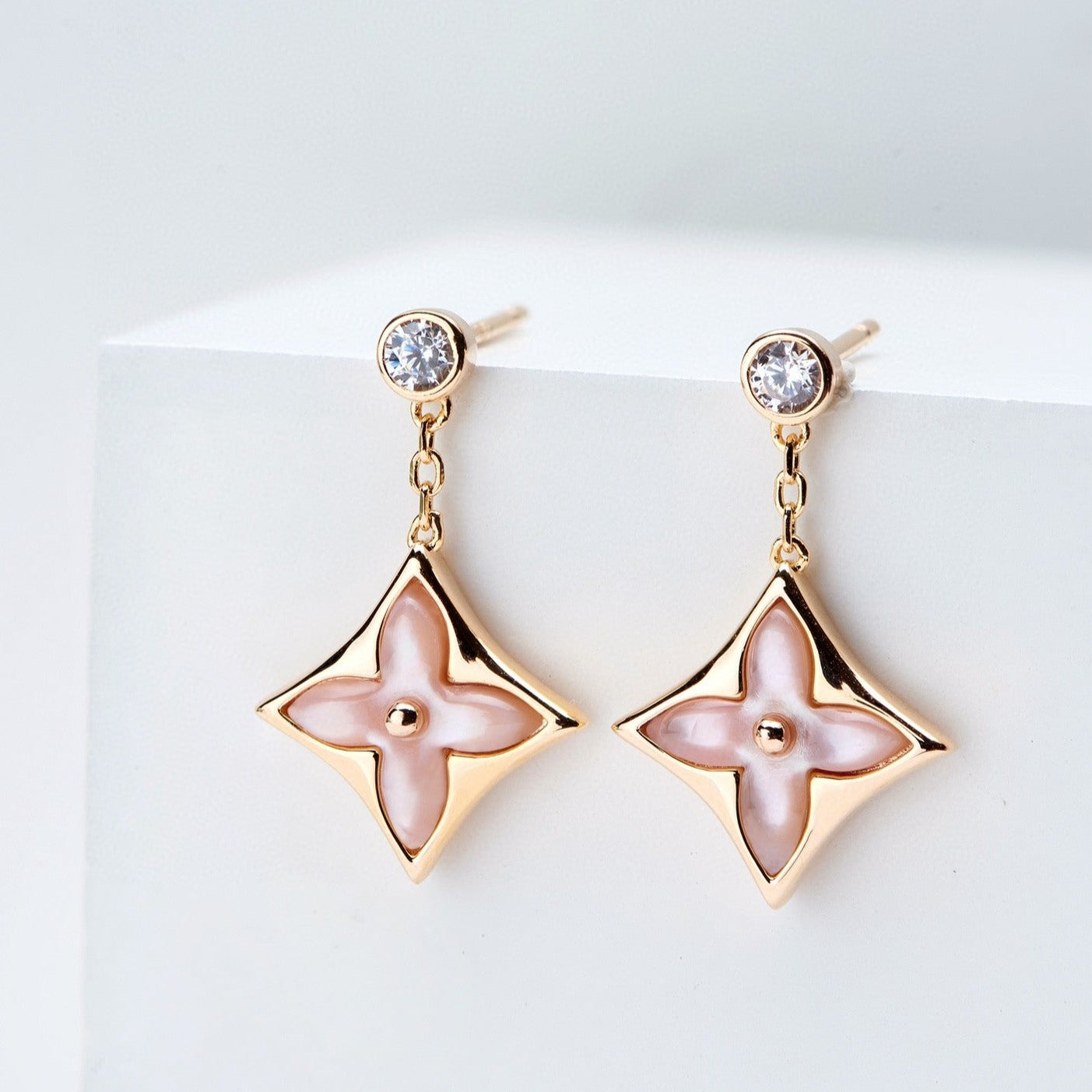 [Auream]DOUBLE STAR PINK GOLD MOP DROP EARRINGS