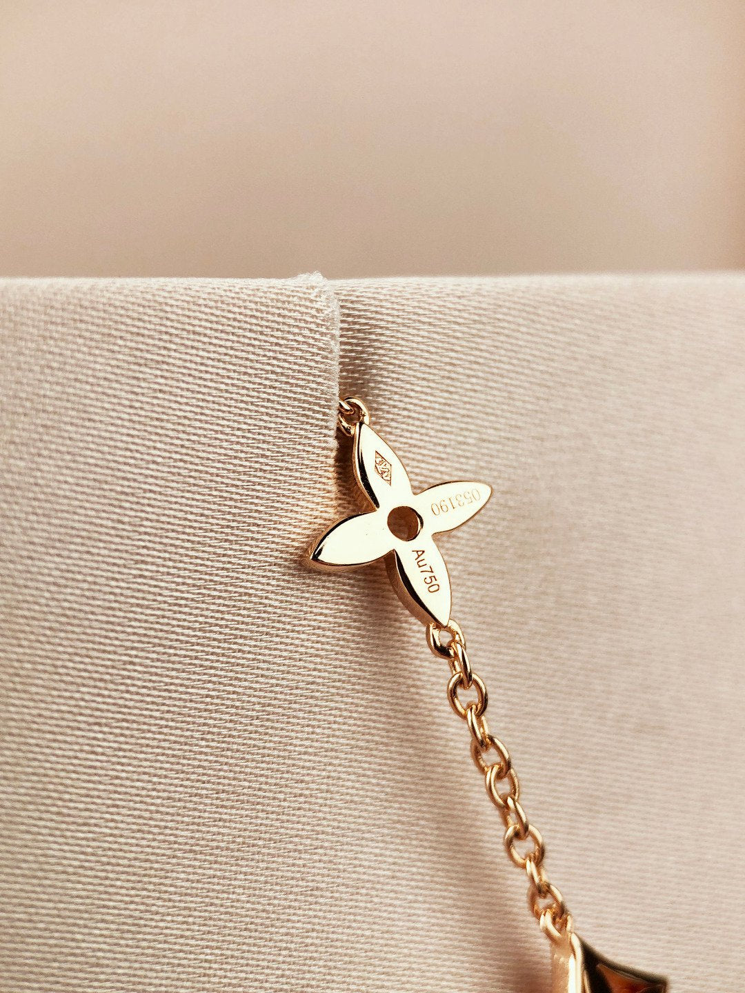 [Auream]STAR AND SUN 7 MOTIFS GOLD BRACELET