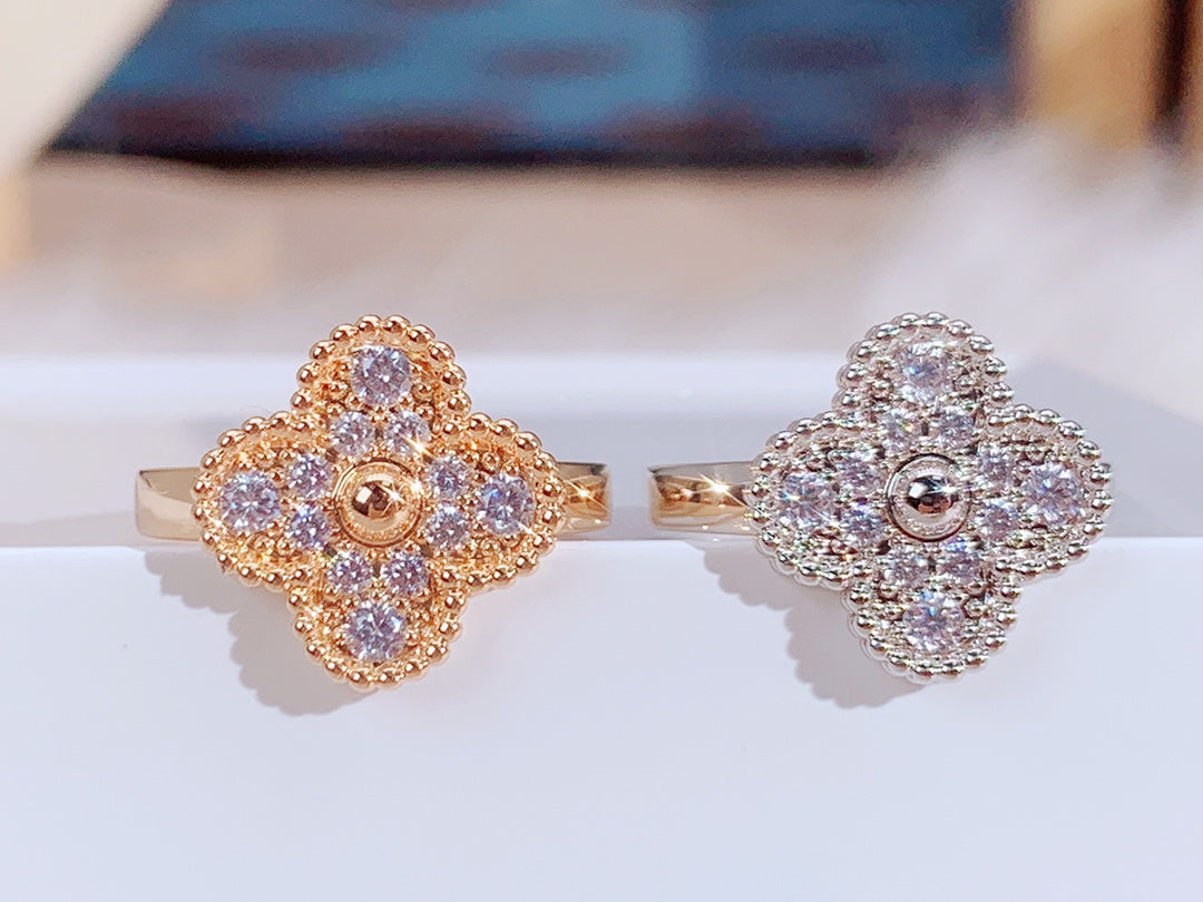 [Auream]CLOVER DIAMOND RING