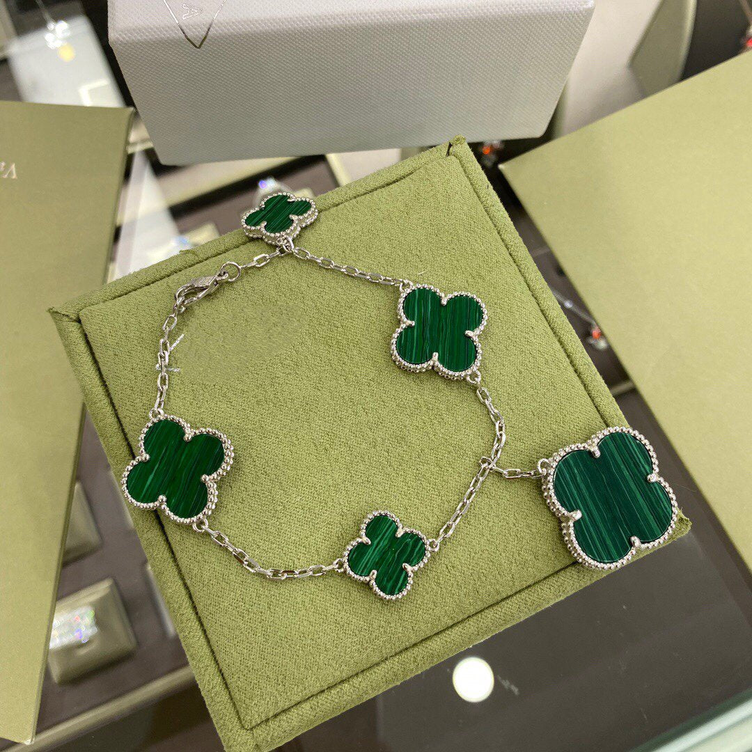 [Auream]CLOVER 5 MOTIFS SIVLER MALACHITE BRACELET