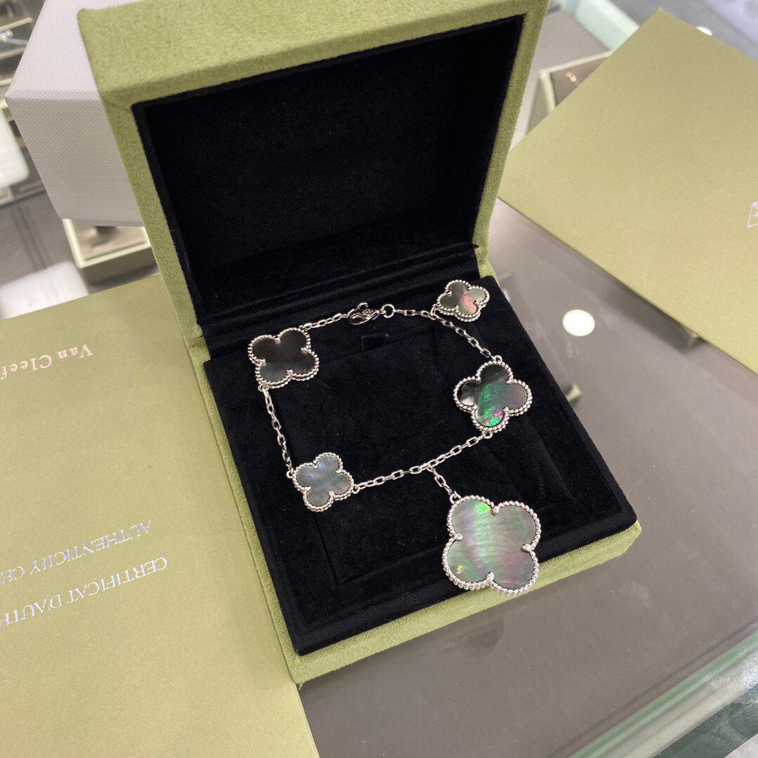 [Auream]CLOVER 5 MOTIFS SIVLER DARK MOP BRACELET