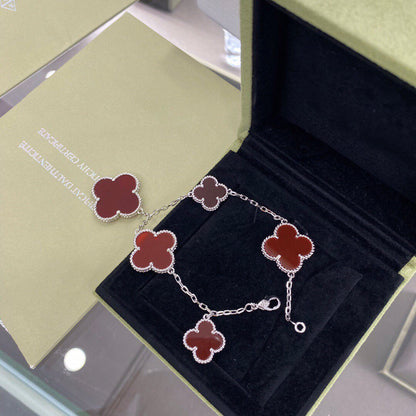 [Auream]CLOVER 5 MOTIFS SIVLER CARNELIAN BRACELET