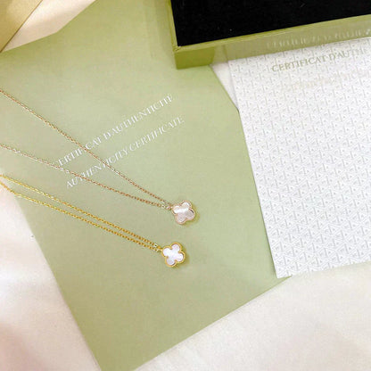 [Auream]CLOVER MINI 9.5MM WHITE MOTHER-OF-PEARL NECKLACE