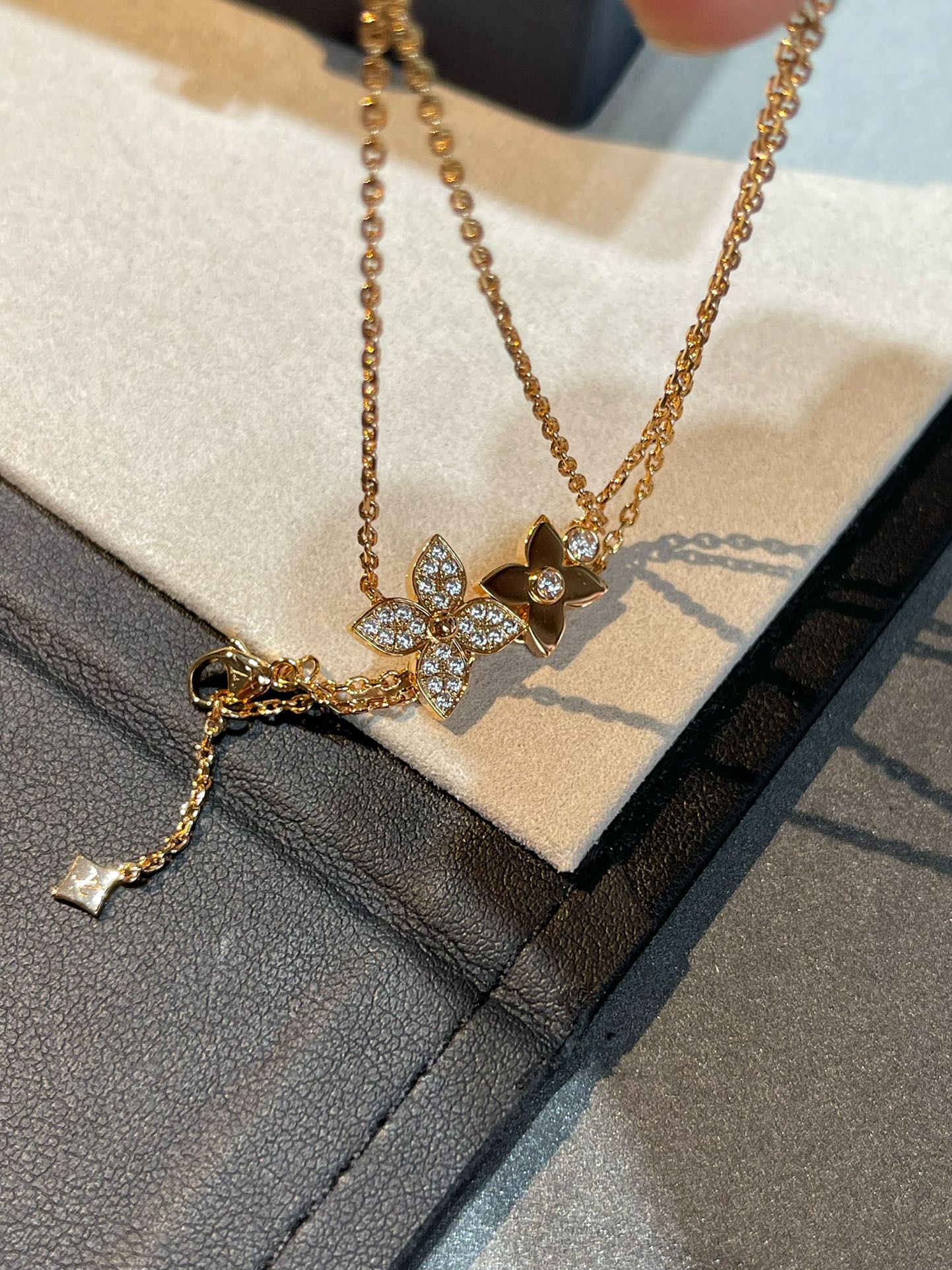 [Auream]STAR BLOSSOM NECKLACE PINK GOLD DIAMONDS