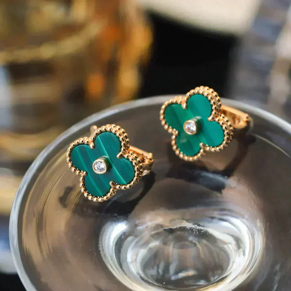 [Auream]CLOVER MEDIUM 1 MOTIFS MALACHITE DIAMOND EARRINGS