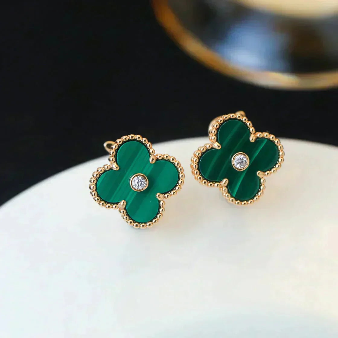 [Auream]CLOVER MEDIUM 1 MOTIFS MALACHITE DIAMOND EARRINGS