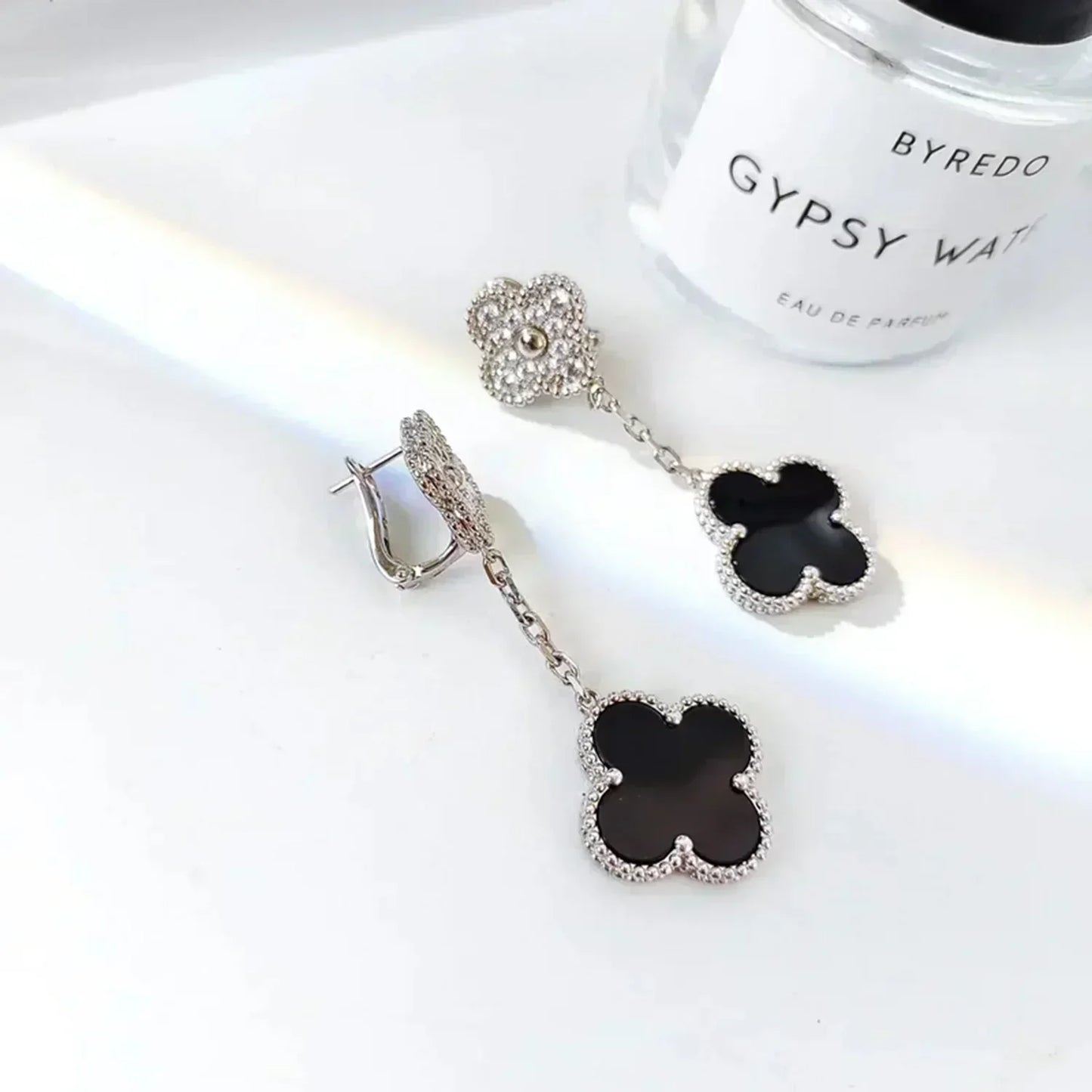 [Auream]CLOVER 2 MOTIFS  DIAMOND ONYX EARRINGS SILVER
