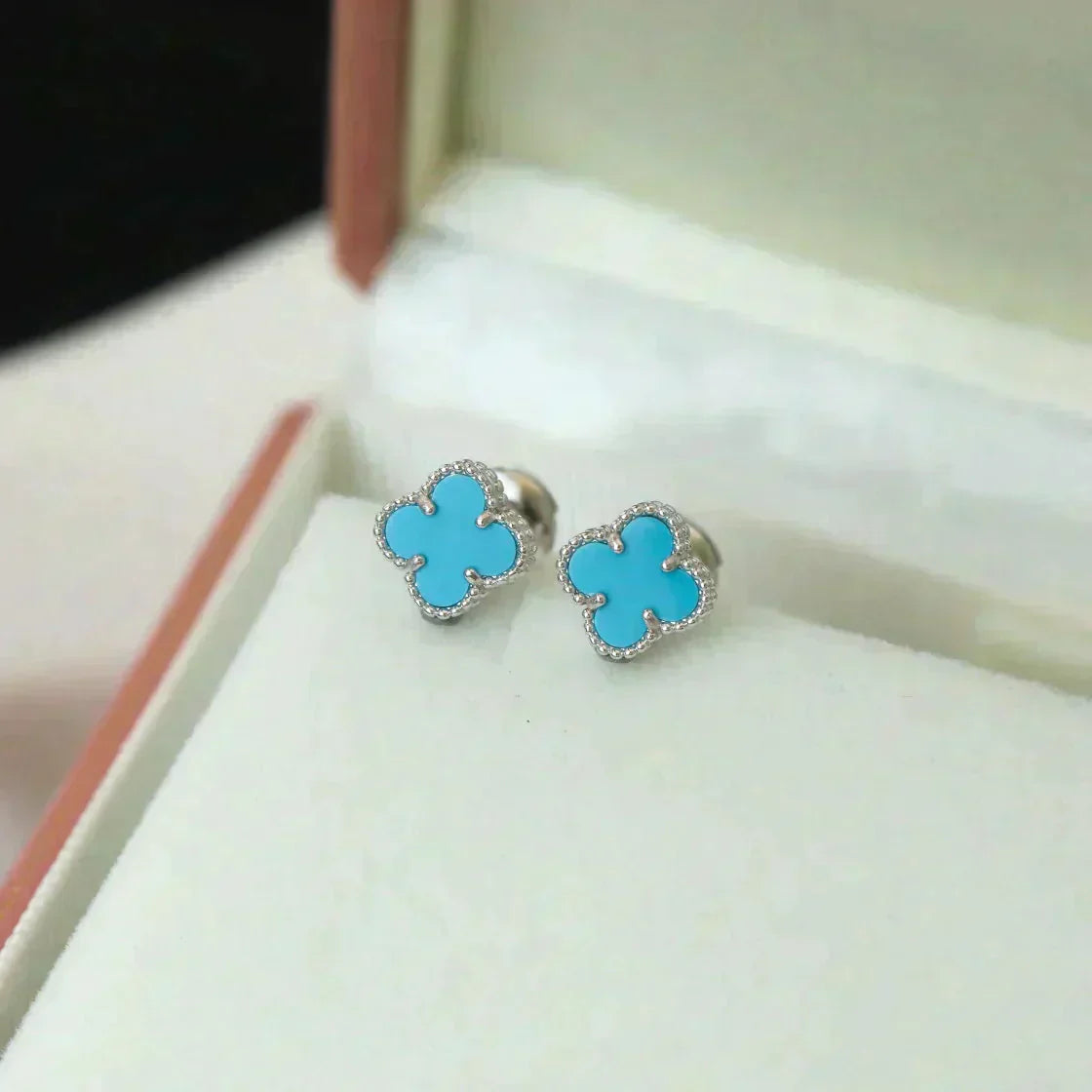 [Auream]CLOVER MINI 9.5MM ONYX STUD EARRINGS SILVER