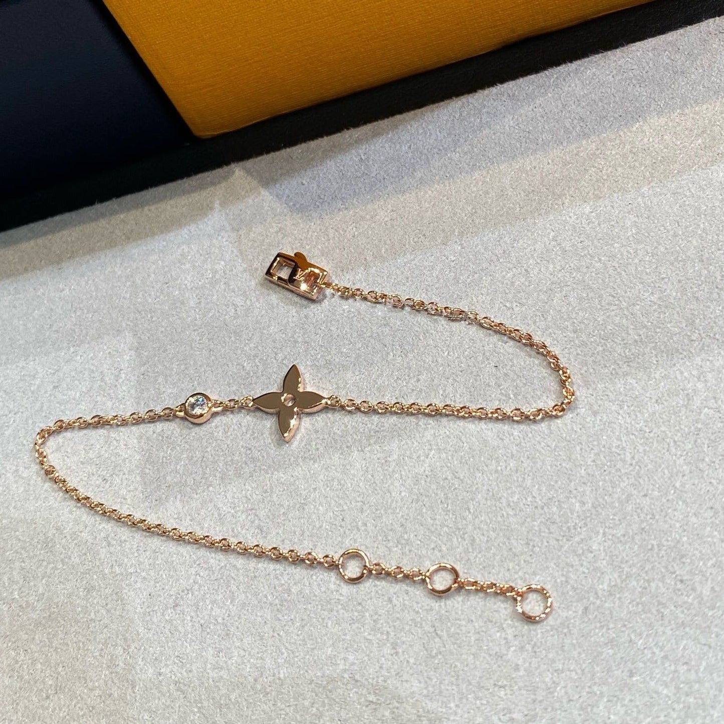 [Auream]STAR DIAMOND PINK GOLD BRACELET