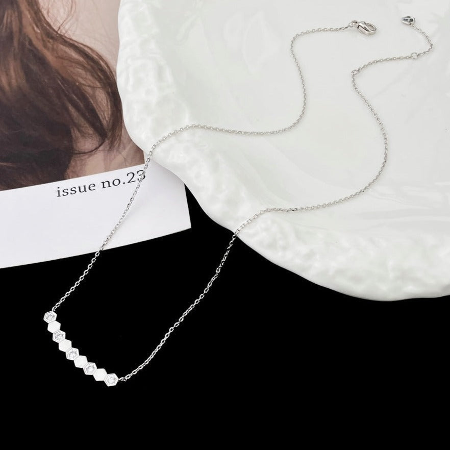 [Auream]BEE MY LOVE DIAMOND NECKLACE