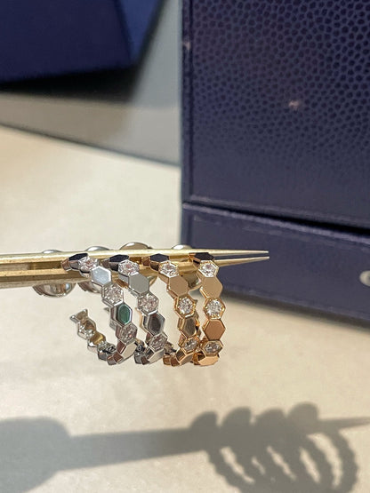 [Auream]Hollow Design Four-Leaf Clover Flower Shape Ring