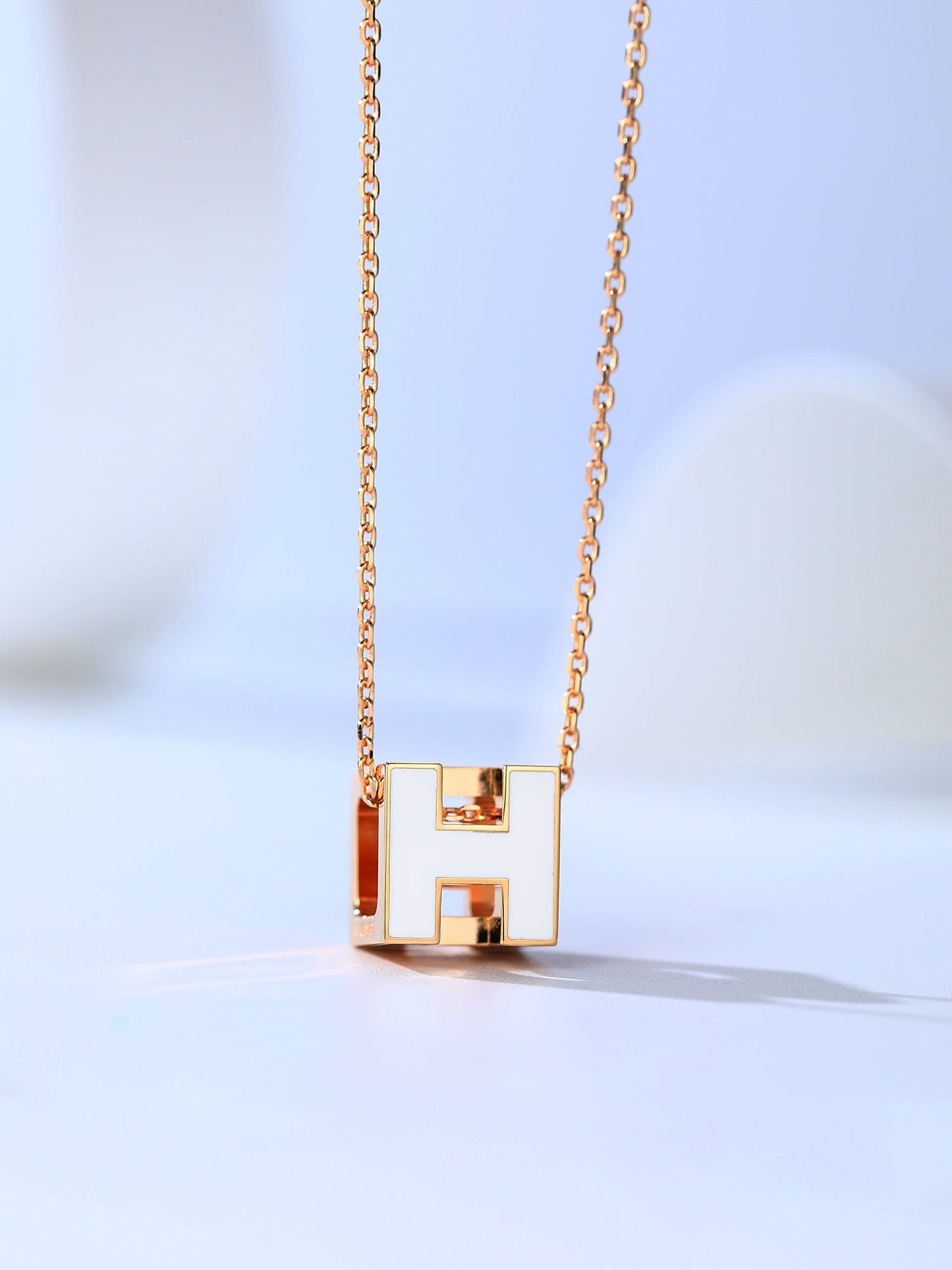 [Auream]H CAGE PINK GOLD NECKLACE