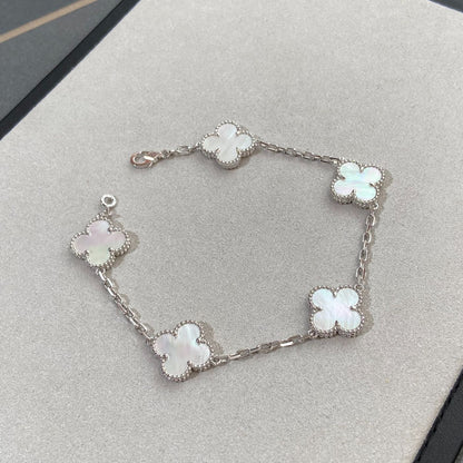[Auream]CLOVER WHITE PEARL MOP 5 MOTIF BRACELET COLLECTION