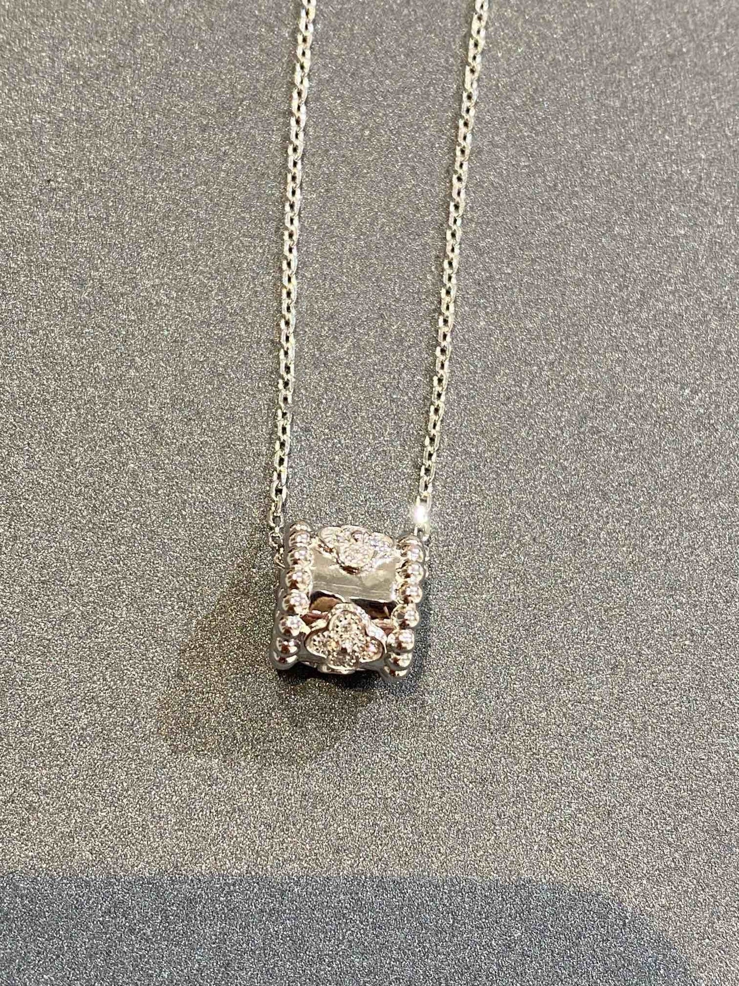 [Auream]PERLEE PEDANT SIVLER DIAMOND NECKLACE