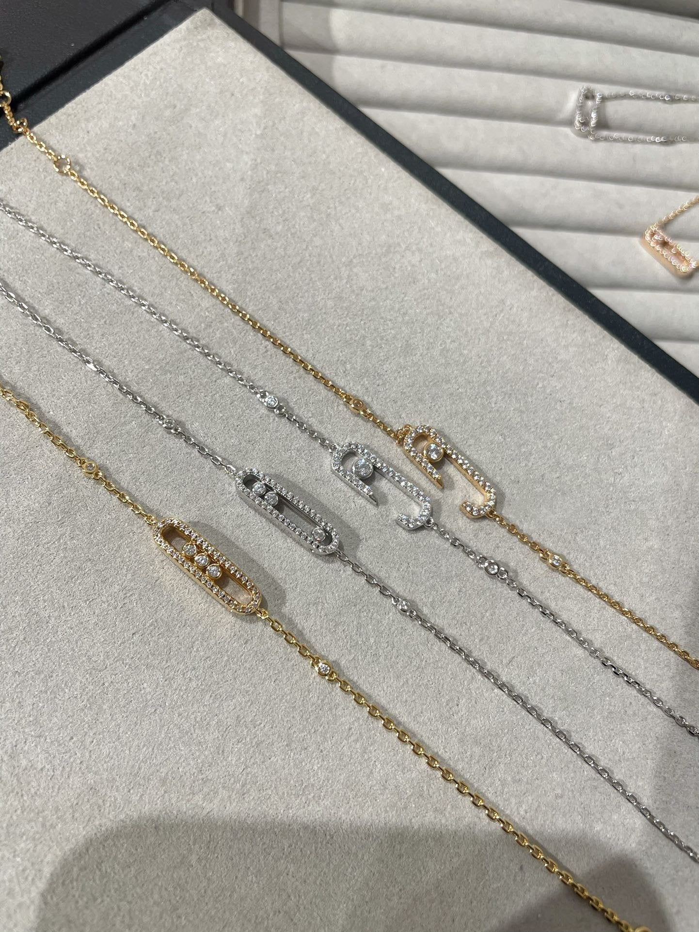 [Auream]BABY MOVE DIAMOND BRACELET