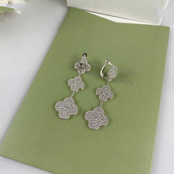[Auream]CLOVER 3 MOTIF DIAMOND SILVER DROP EARRINGS