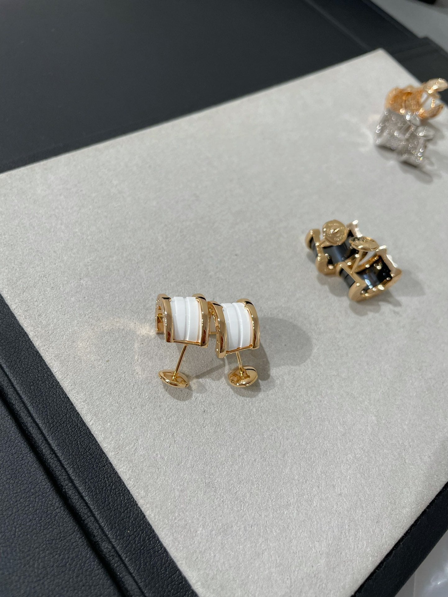 [Auream]ZERO 1 PINK GOLD CERAMIC EARRINGS