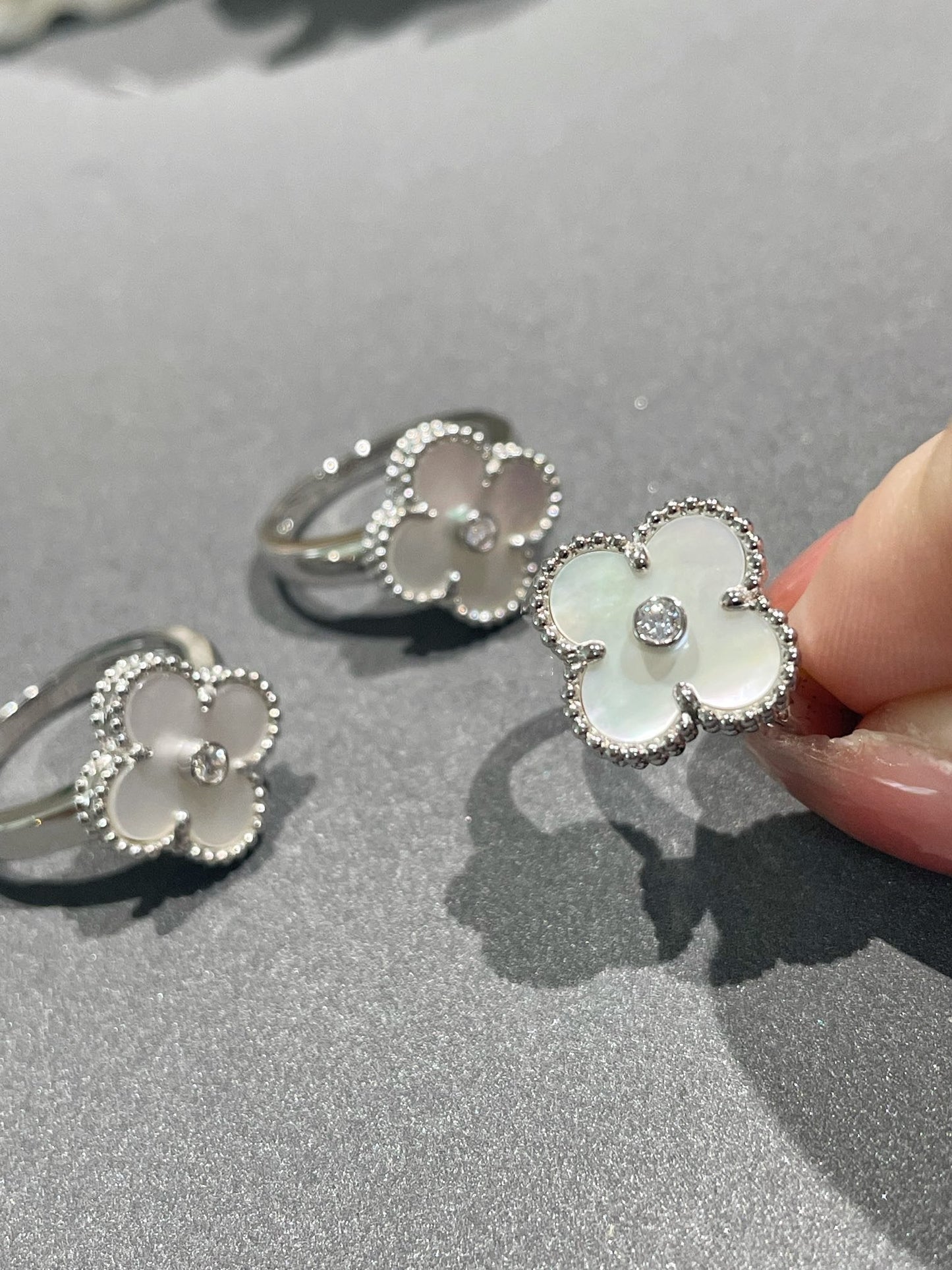 [Auream]CLOVER SILVER MOP DIAMOND RING