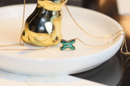 [Auream]JEUX MALACHITE 1 DIAMOND PINK GOLD NECKLACE