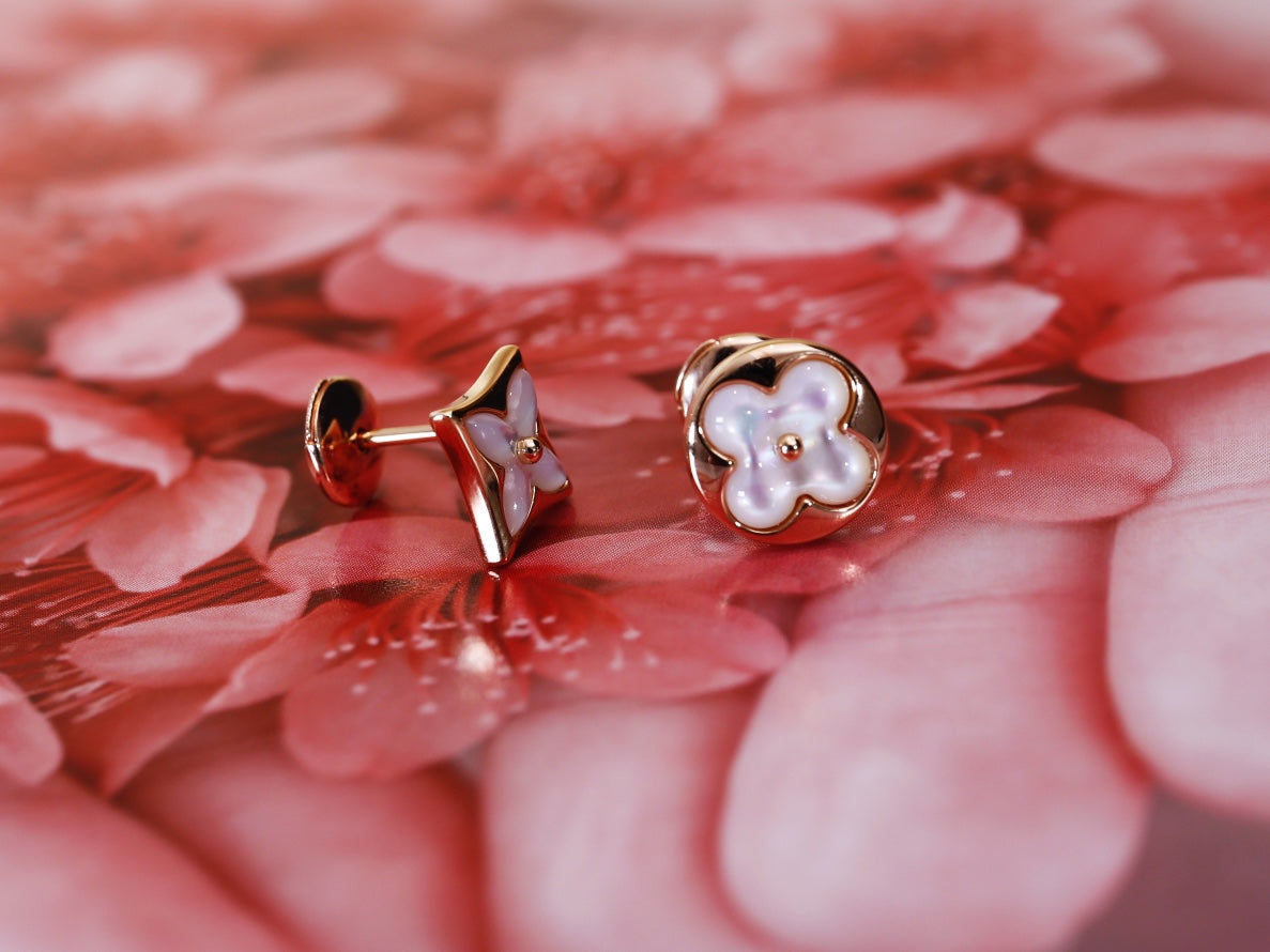 [Auream]STAR AND SUN PINK GOLD MOP STUD EARRINGS