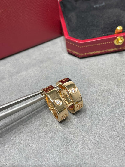 [Auream]LOVE 5.5MM 1 DIAMOND EARRINGS