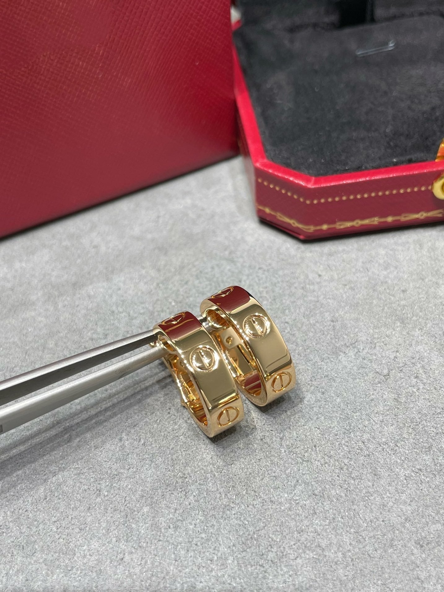 [Auream]LOVE 5.5MM EARRINGS