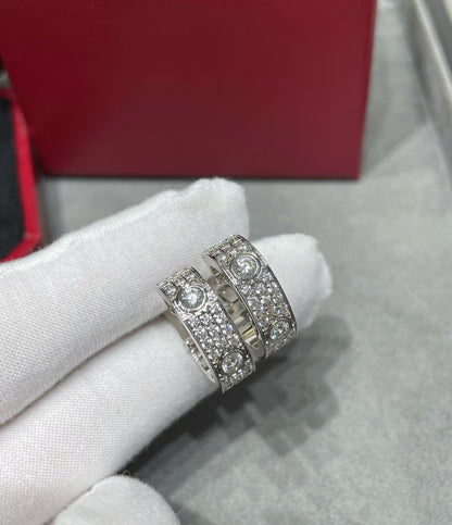 [Auream]LOVE 5.5MM DIAMOND PAVED EARRINGS