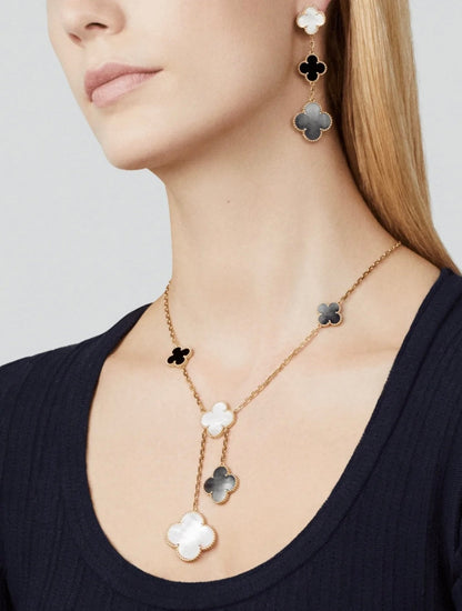 [Auream]CLOVER 3 MOTIF MOP ONYX DARK MOP PINK GOLD EARRINGS