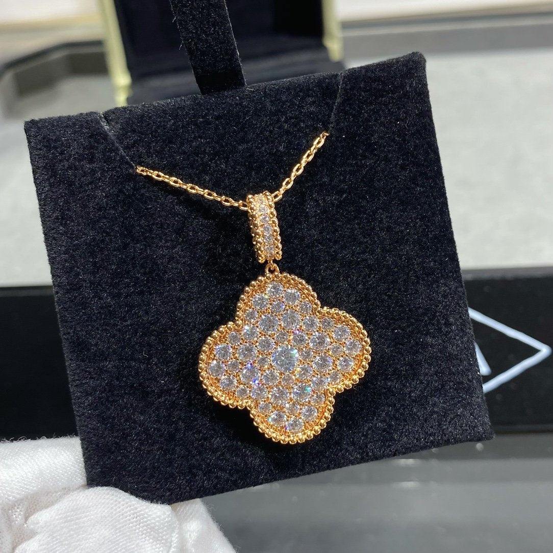 [Auream]CLOVER 25MM LARGE PEDANT DIAMOND PAVED LONG NECKLACE