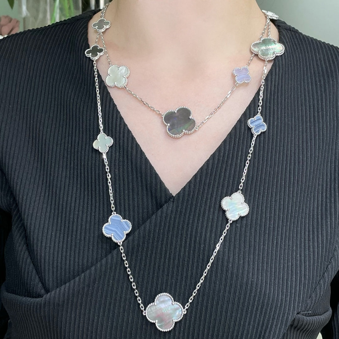 [Auream]CLOVER 16 MOTIF CHALCEDONY MOP SILVER NECKLACE