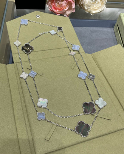 [Auream]CLOVER 16 MOTIF CHALCEDONY MOP SILVER NECKLACE