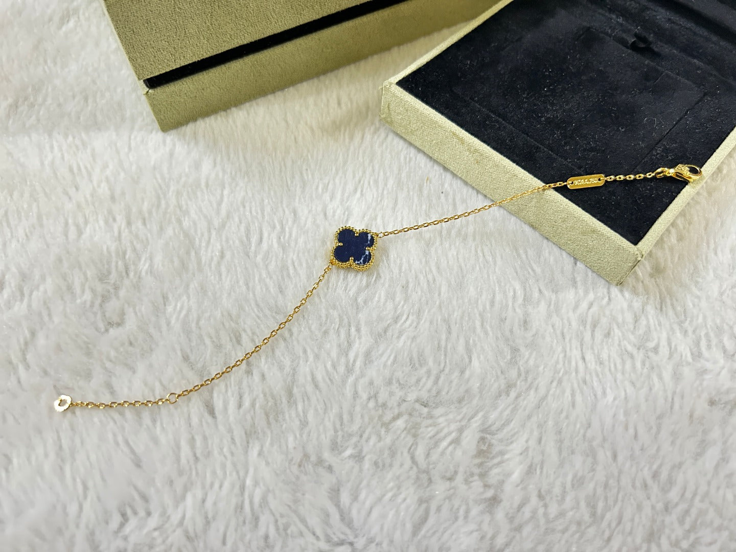 [Auream]CLOVER 1 MOTIF PIETERSITE BRACELET