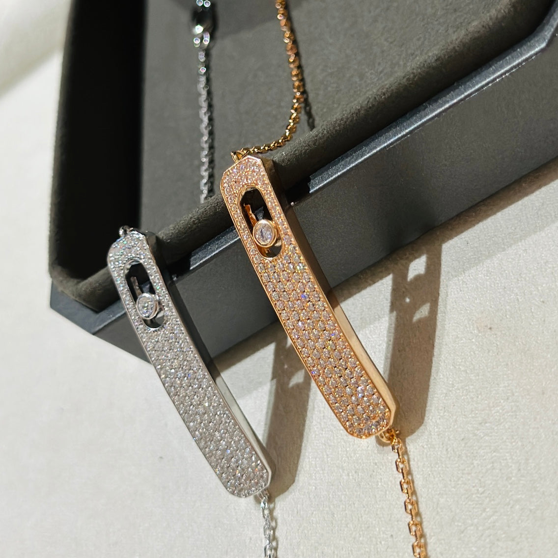 [Auream]MOVE CLASSIQUE DIAMOND PAVED BRACELET