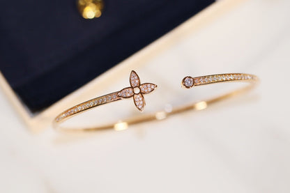 [Auream]IDYLLE GOLD OPEN BRACELET DIAMOND PAVED