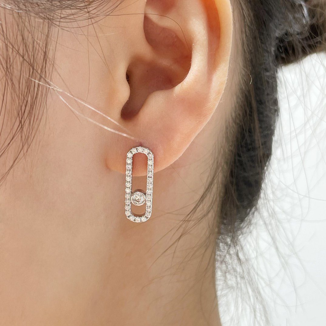 [Auream]MOVE UNO STUD DIAMOND PAVED EARRINGS