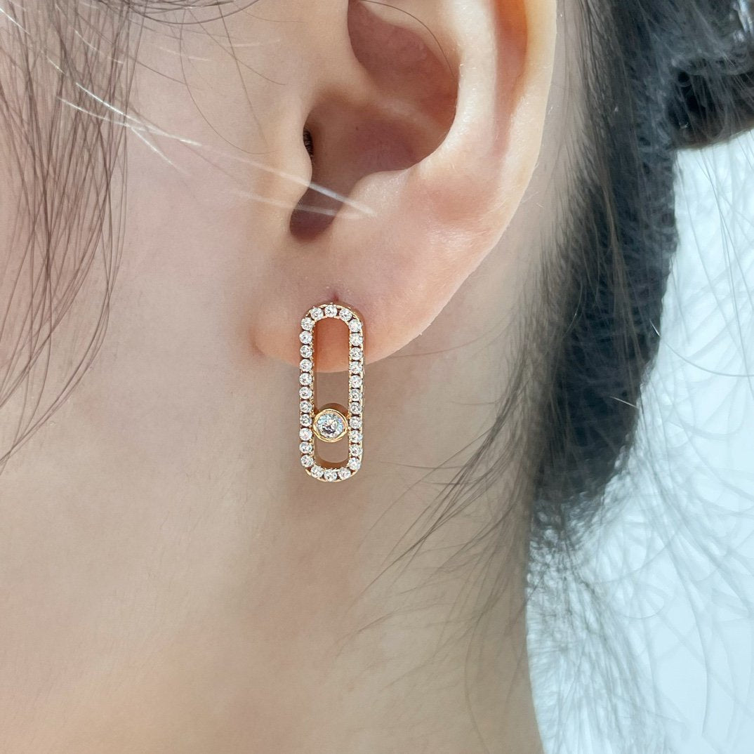 [Auream]MOVE UNO STUD DIAMOND PAVED EARRINGS