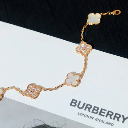 [Auream]CLOVER WHITE PEARL MOP 5 MOTIF BRACELET COLLECTION