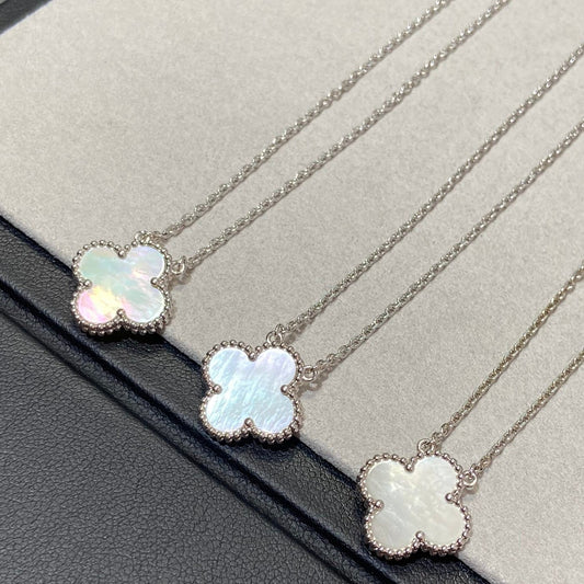 [Auream]CLOVER MEDIUM SILVER WHITE MOP NECKLACE